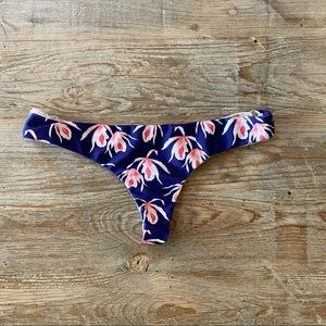 Acacia Hookipa bottoms.